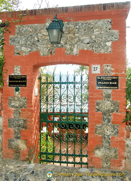The beautiful gateway to Il Pitosforo Terrazza a restaurant and piano bar
