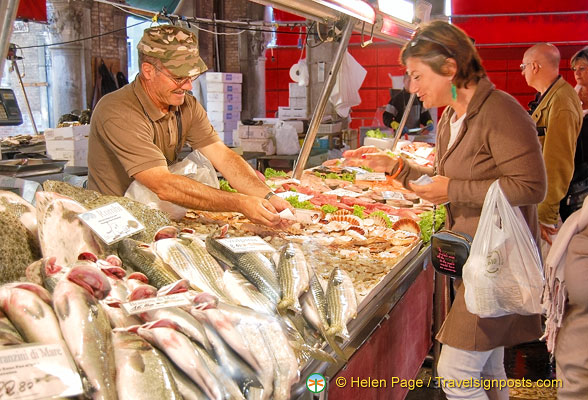 rialto-fish-market_HLP_DSC2997.jpg