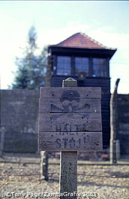 Auschwitz-Concentration-Camps_1_057_poland.jpg