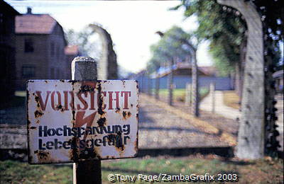 Auschwitz-Concentration-Camps_1_068_poland-1045766397.jpg