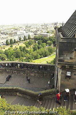 Edinburgh-Castle-Views_AJP0055.jpg