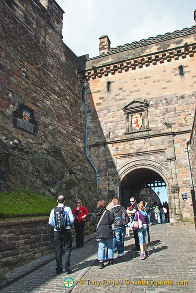 Portcullis-Gate-Edinburgh-Castle_AJP6528.jpg