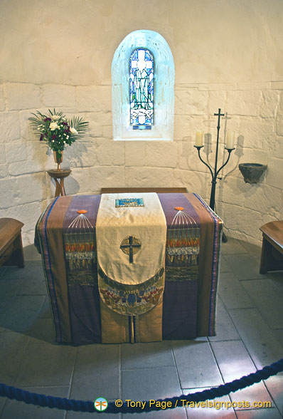 St-Margarets-Chapel-Edinburgh-Castle_AJP6523.jpg
