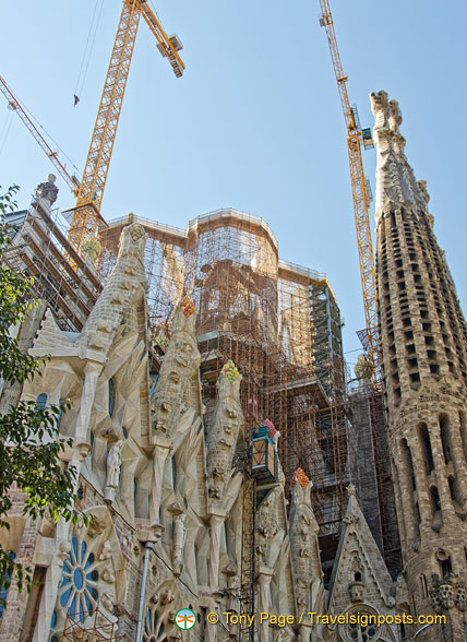 sagrada-familia_AJP_3276.jpg