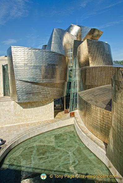 Guggenheim-Bilbao_AJP2959-276569130.jpg