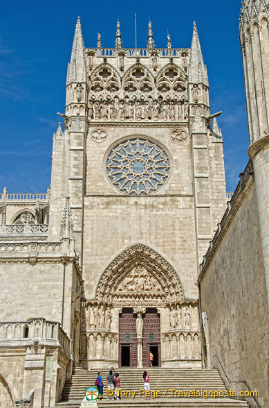 Burgos-Cathedral-Puerta-del-Sarmental_AJP2666.jpg