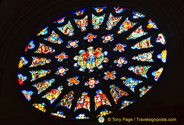Burgos-Cathedral-Rose-Window_AJP2672.jpg