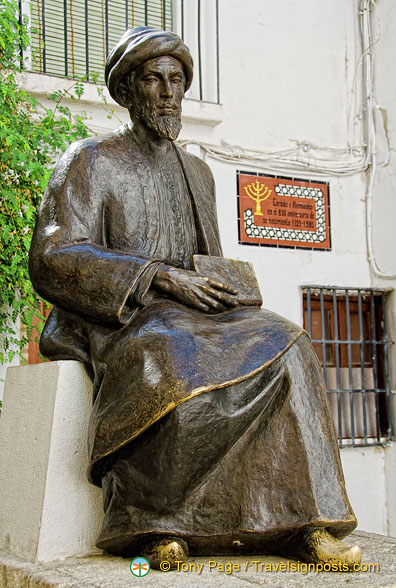 Statue-of-Maimonides_AJP_5696.jpg