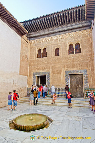 alhambra-facade-of-comares_AJP_4325.jpg