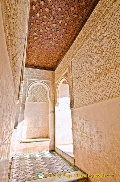 alhambra-facade-of-comares_AJP_4330.jpg