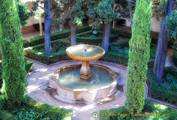 alhambra-fountain_DSC_8324.jpg