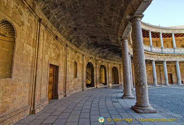 alhambra-palace-of-charles-v_AJP_4311.jpg