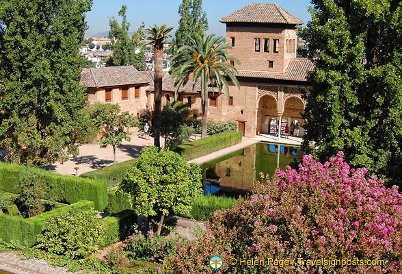 alhambra-palacio-del-partal_DSC_8347.jpg