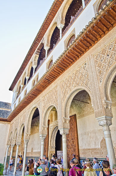 alhambra-patio-de-arrayanes_AJP_4333.jpg