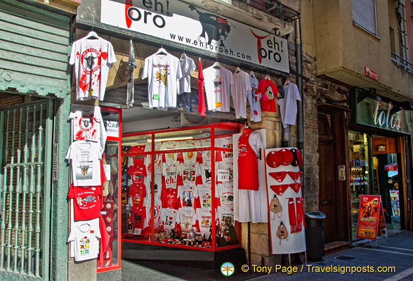 Pamplona-Shopping_AJP3106.jpg