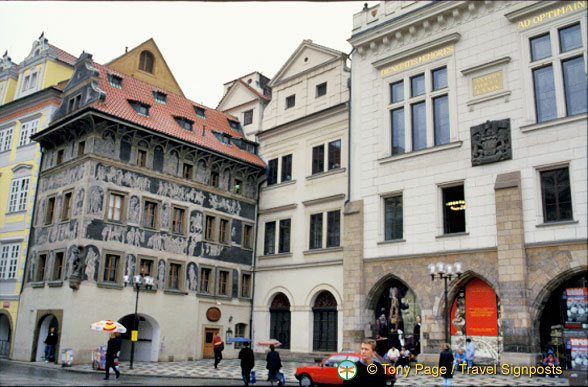 Prague-Old-Town-Square_Czech_0025.jpg